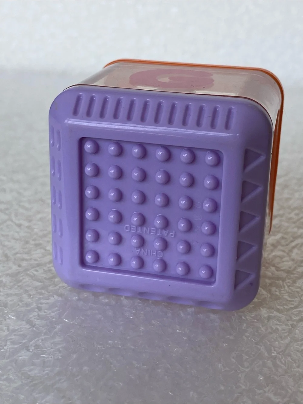 Fisher Price Peek-A-Boo Sensory Discovery Blocks 